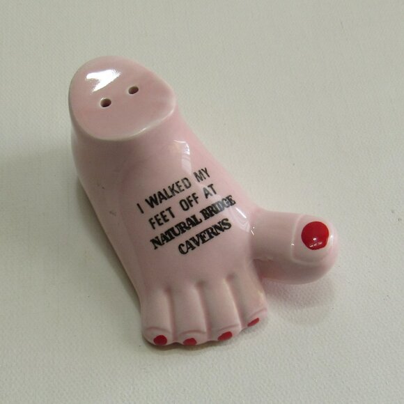 Feet Salt & Pepper Shakers - I Walked My Feet off At Natural Bridge Caverns - Picture 2 of 8